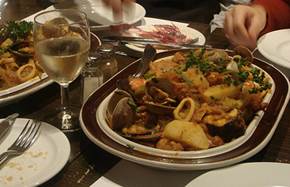 Caldeirada de peixe (Fischeintopf) Caldeirada de peixe (Fischeintopf)