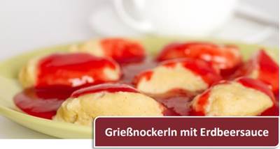 Grießnockerl mit Erdbeersauce