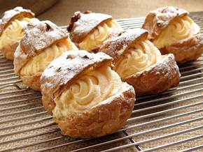 Windbeutel mit Vanillecreme Windbeutel mit Vanillecreme